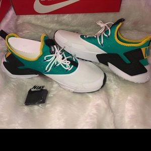 Nike Air Huarache Drift Size 11 “New